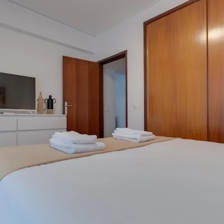Portola Penthouse *