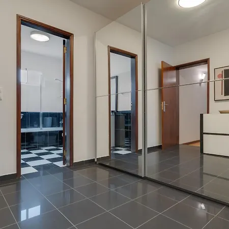 Portola Penthouse