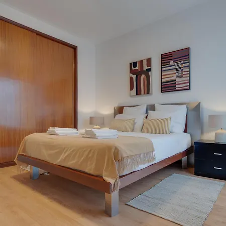 Portola Penthouse *