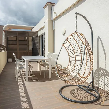 Portola Penthouse By Ymr Apartman *