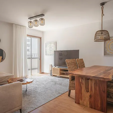 Portola Penthouse By Ymr Funchal