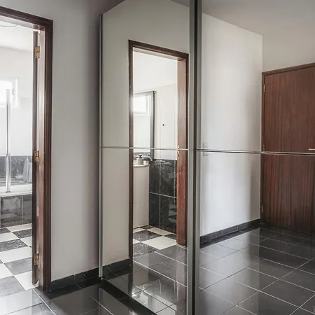 Portola Penthouse By Ymr