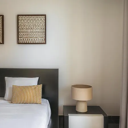 Portola Penthouse By Ymr *