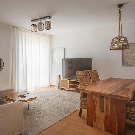 Portola Penthouse By Ymr *