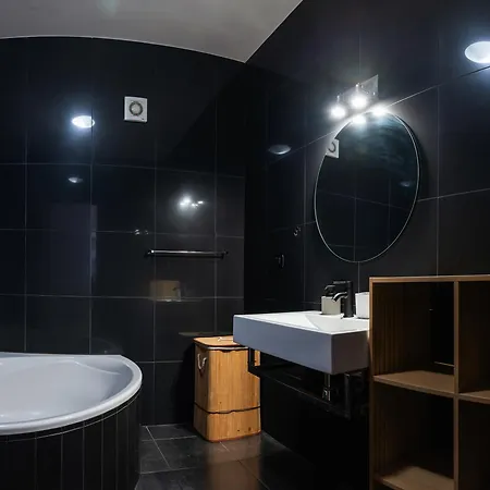 Portola Penthouse By Ymr