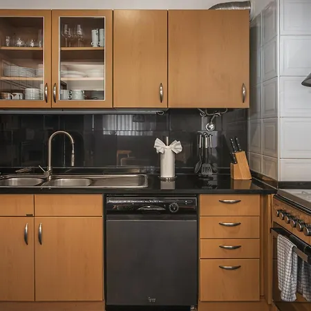 Portola Penthouse By Ymr Апартаменты