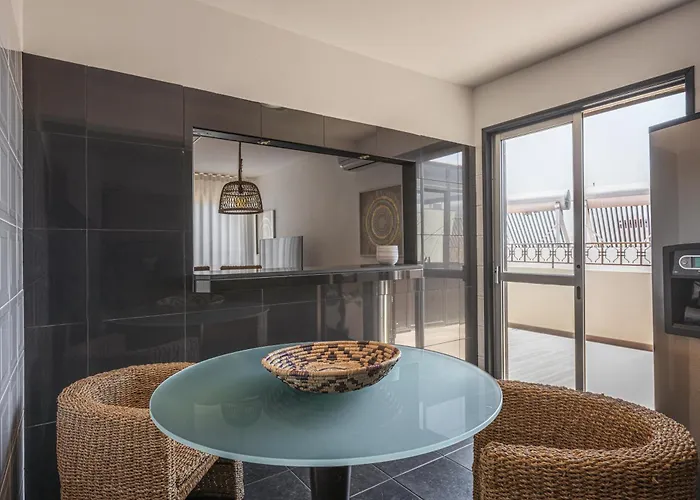 Portola Penthouse By Ymr Funchal (Madeira)