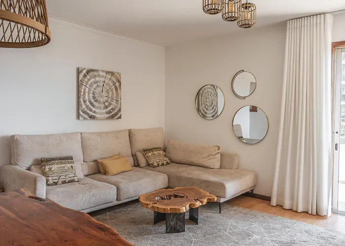 Portola Penthouse By Ymr *